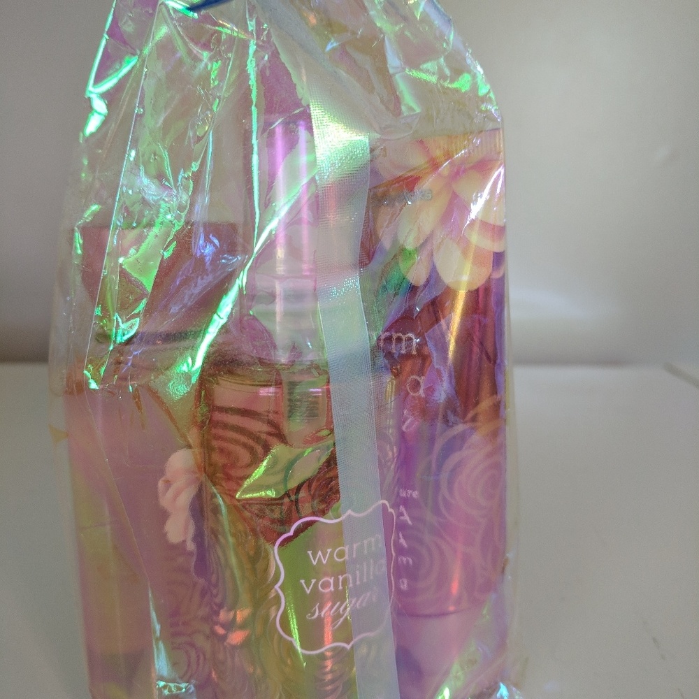 Bath & Body Works gift set- warm vanilla sugar
